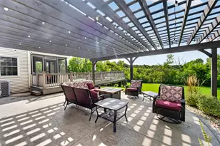 302 Margaret Ct, Burlington, WI 53105 - Photo 33