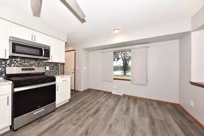 9030 W Helena Ct, Milwaukee, WI 53224 - Photo 7