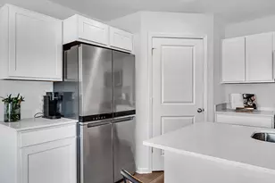 565 Revere St, Burlington, WI 53105 - Photo 9