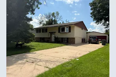 3260  33rd St, La Crosse, WI 54601 - Photo 1