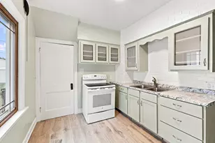 1964 S 81st St, West Allis, WI 53219 - Photo 13