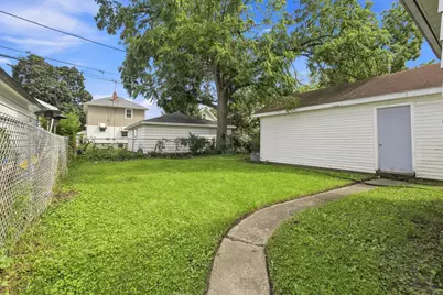 1964 S 81st St, West Allis, WI 53219 - Photo 27