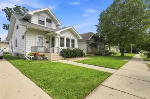 1964 S 81st St, West Allis, WI 53219 - Photo 3