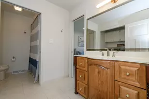 7760 W Tuckaway Shores Dr, Franklin, WI 53132 - Photo 15