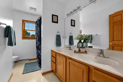 100  Calla Ct, Onalaska, WI 54650 - Photo 19