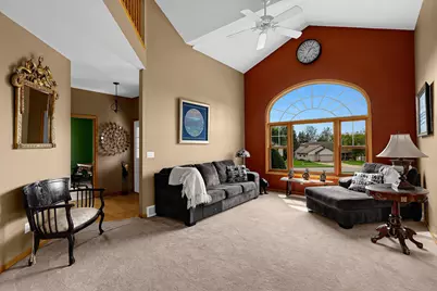 100  Calla Ct, Onalaska, WI 54650 - Photo 5