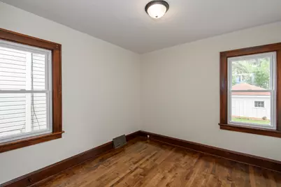 3226 N Newhall St, Milwaukee, WI 53211 - Photo 15