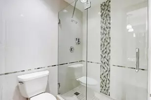 95 Woodfield Ct, Racine, WI 53402 - Photo 17