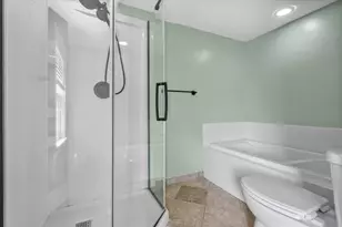 506 W College Ave, Waukesha, WI 53186 - Photo 21
