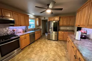 5317 65th Pl, Kenosha, WI 53142 - Photo 13