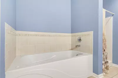 695 W Dekora St #D, Saukville, WI 53080 - Photo 17