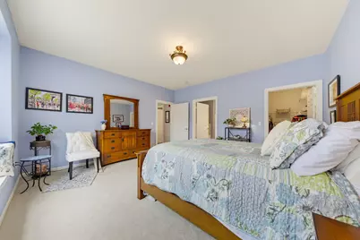 695 W Dekora St #D, Saukville, WI 53080 - Photo 11