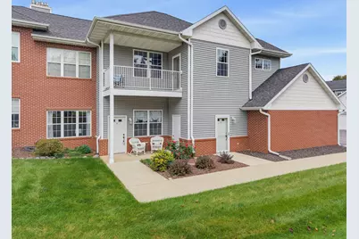 695 W Dekora St #D, Saukville, WI 53080 - Photo 27