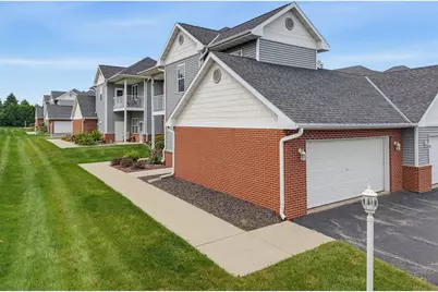 695 W Dekora St #D, Saukville, WI 53080 - Photo 23
