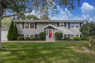 648 Hollybrook Ln, Saukville, WI 53080 - Photo 1