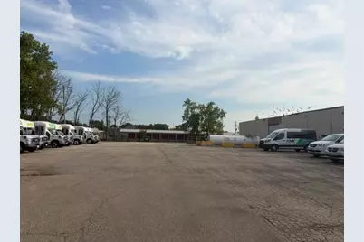 7915  Sheridan Rd, Kenosha, WI 53143 - Photo 7