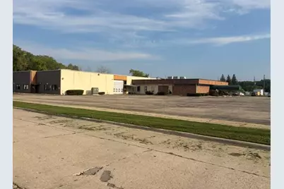 7915  Sheridan Rd, Kenosha, WI 53143 - Photo 1