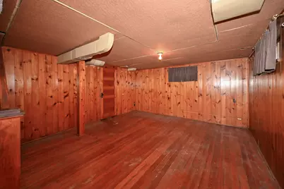 2576  Pasadena Blvd, Wauwatosa, WI 53226 - Photo 31