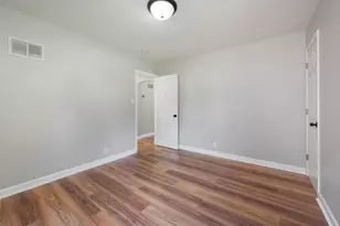 4366 N 67th St, Milwaukee, WI 53216 - Photo 9