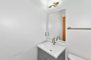 W253S11030 Hunters Ct, Vernon, WI 53149 - Photo 27