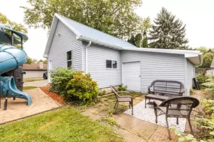 1577 E Gate Dr, Watertown, WI 53094 - Photo 71
