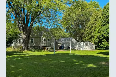509  Lake St, Fond du Lac, WI 54937 - Photo 25