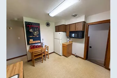 509  Lake St, Fond du Lac, WI 54937 - Photo 7