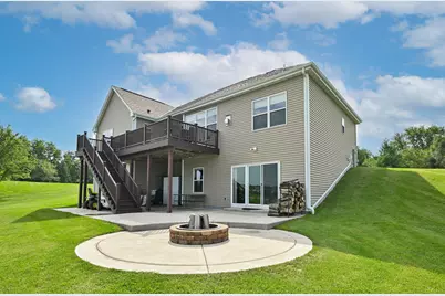 S86W22620  Lake Park Dr, Big Bend, WI 53103 - Photo 39