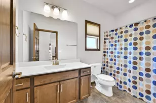 S86W22620 Lake Park Dr, Big Bend, WI 53103 - Photo 25
