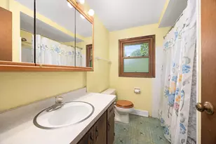 3635 S Loretta Ln, New Berlin, WI 53151 - Photo 21