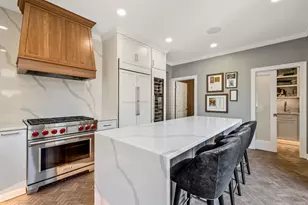 1012 E Ogden Ave, Milwaukee, WI 53202 - Photo 3
