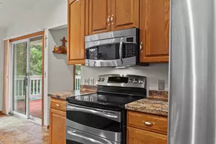 2533 Crosscreek Dr, Sheboygan, WI 53081 - Photo 3