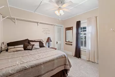 1012  Philippen St, Manitowoc, WI 54220 - Photo 35