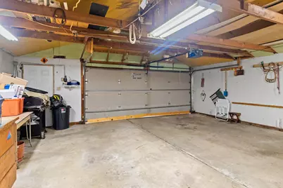 1012  Philippen St, Manitowoc, WI 54220 - Photo 41
