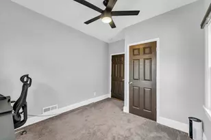 2302 Blake Ave, Racine, WI 53404 - Photo 17