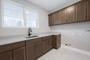 W389N7108 Pennsylvania St, Oconomowoc, WI 53066 - Photo 15
