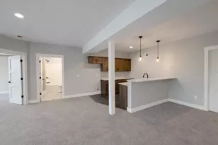 W389N7108 Pennsylvania St, Oconomowoc, WI 53066 - Photo 19