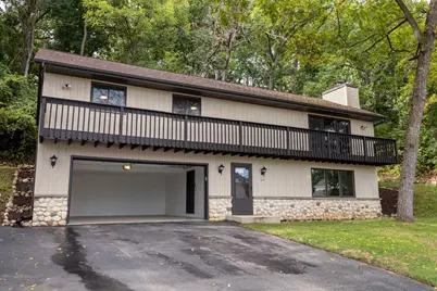 142  Riverside Dr, Racine, WI 53185 - Photo 27