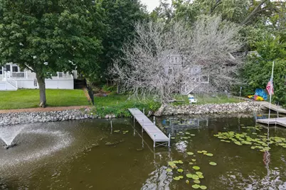 142  Riverside Dr, Racine, WI 53185 - Photo 23
