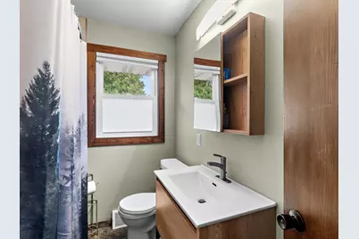2319  38th St, Two Rivers, WI 54241 - Photo 17