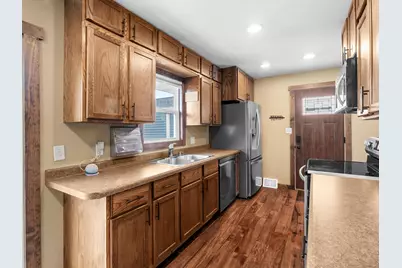 2319  38th St, Two Rivers, WI 54241 - Photo 13