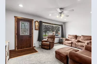 2319  38th St, Two Rivers, WI 54241 - Photo 15