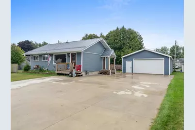2319  38th St, Two Rivers, WI 54241 - Photo 1