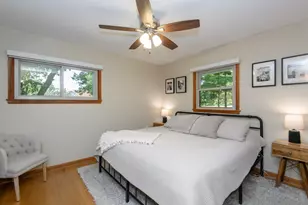 8801 W Dosie Ave, Greenfield, WI 53228 - Photo 13