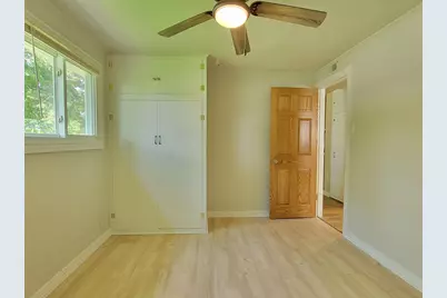 3008 S 51st St, Milwaukee, WI 53219 - Photo 7