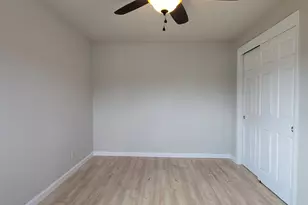 3008 S 51st St, Milwaukee, WI 53219 - Photo 19