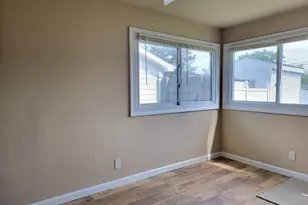 3008 S 51st St, Milwaukee, WI 53219 - Photo 7