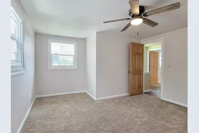 3008 S 51st St, Milwaukee, WI 53219 - Photo 19