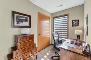 1734 Parkstone Terrace, Racine, WI 53406 - Photo 19