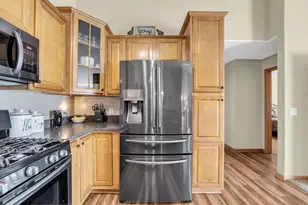 1734 Parkstone Terrace, Racine, WI 53406 - Photo 21